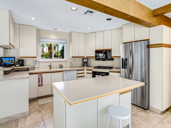 Palm Springs Home 1028204