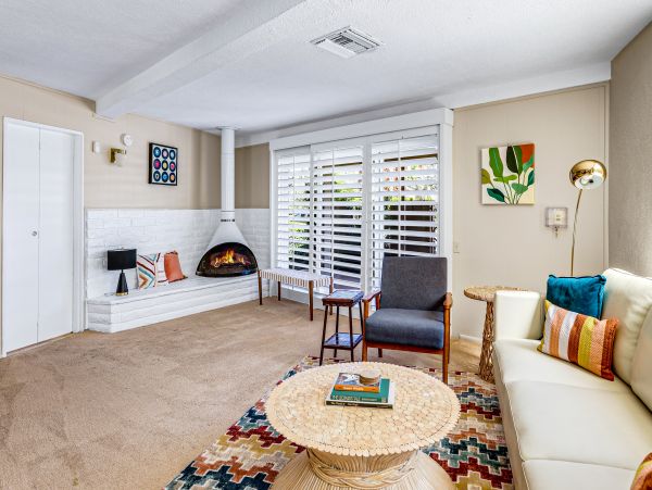 Palm Springs Home 1028204
