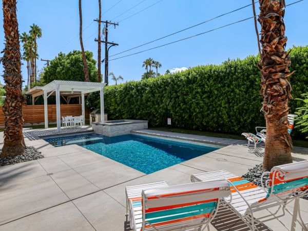 Palm Springs Home 1028204
