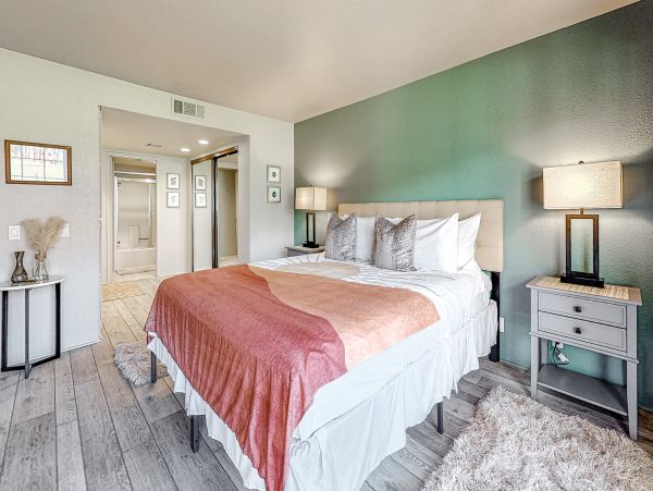 Palm Springs Home 1028205
