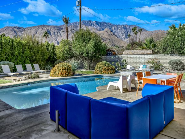 Palm Springs Home 1028206