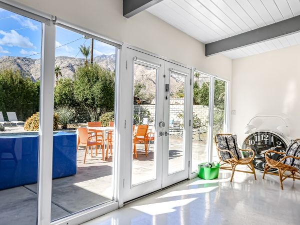 Palm Springs Home 1028206
