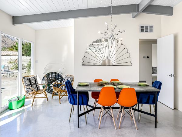 Palm Springs Home 1028206