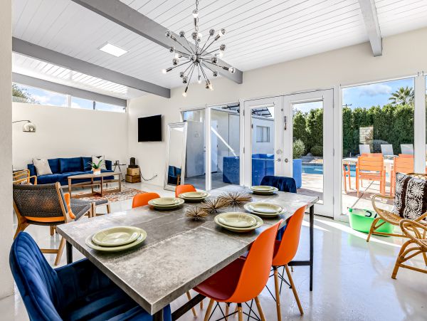 Palm Springs Home 1028206
