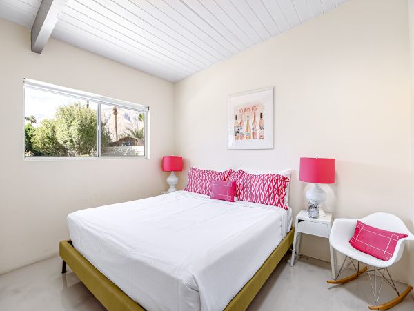 Palm Springs Home 1028206