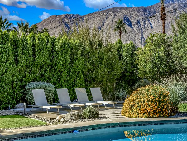 Palm Springs Home 1028206