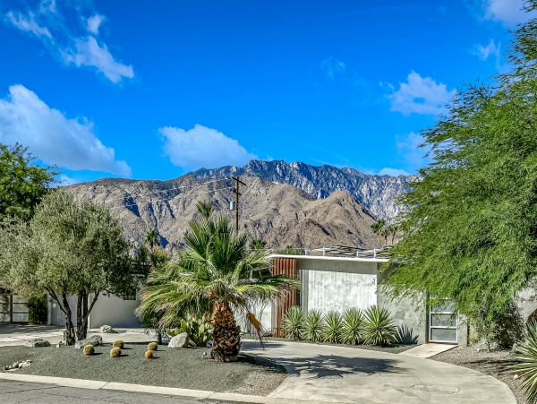Palm Springs Home 1028206