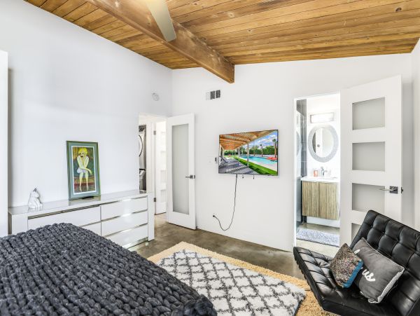 Palm Springs Home 1028207