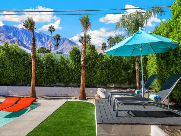 Palm Springs Home 1028207