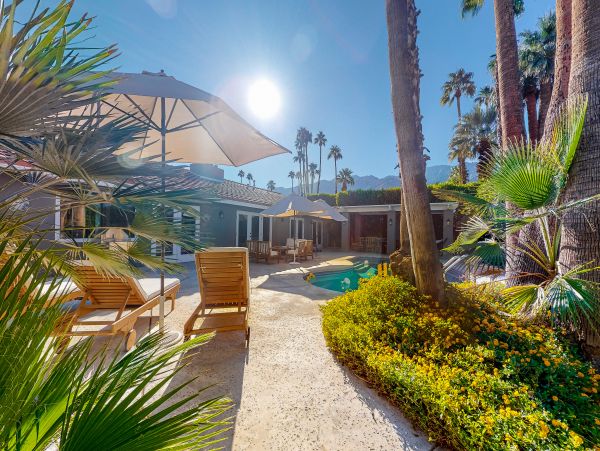 Palm Springs Home 1028208
