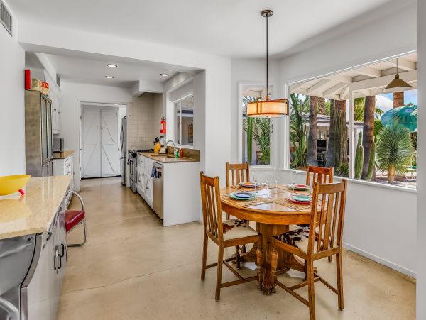 Palm Springs Home 1028209