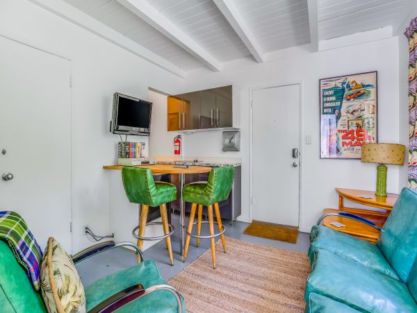 Palm Springs Home 1028209