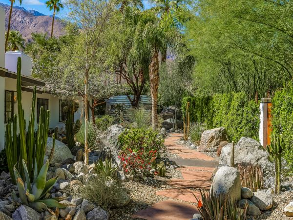 Palm Springs Home 1028209