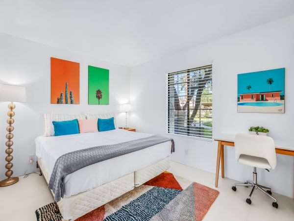 Palm Springs Home 1028210