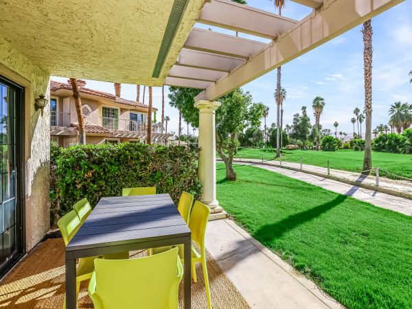 Palm Springs Home 1028210