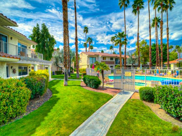 Palm Springs Home 1028210