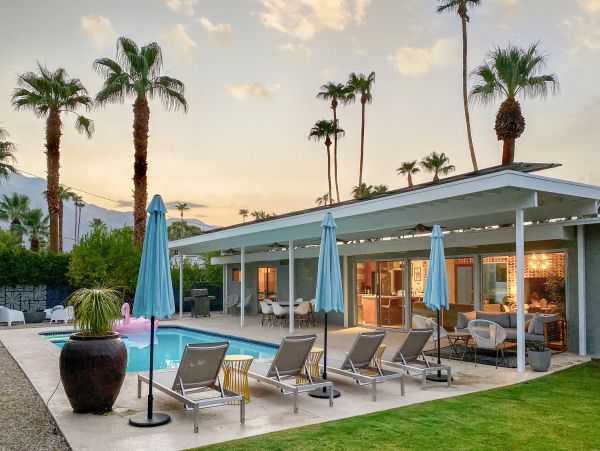 Palm Springs Home 1028211