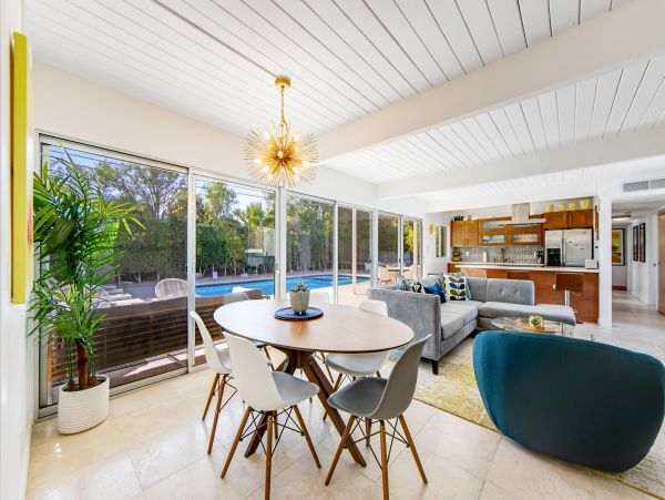 Palm Springs Home 1028211