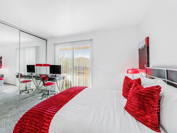 Palm Springs Home 1028213