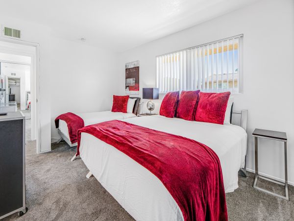 Palm Springs Home 1028213