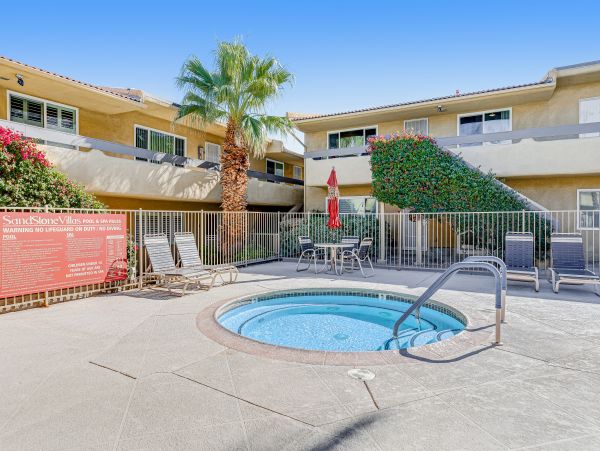 Palm Springs Home 1028213