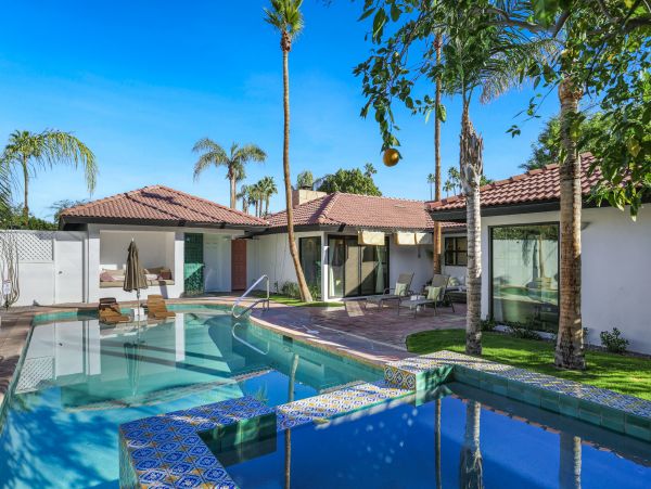 Palm Springs Home 1028214