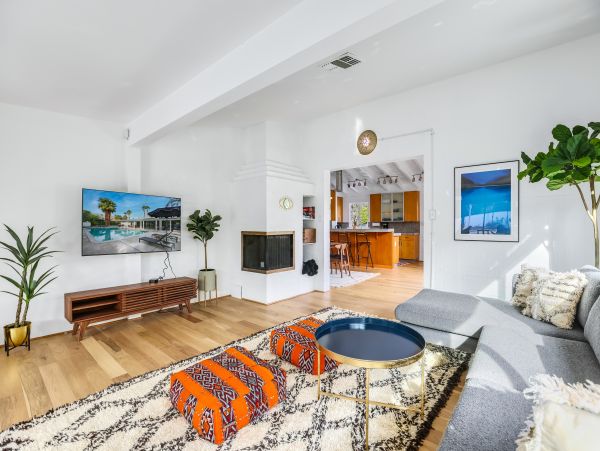 Palm Springs Home 1028215