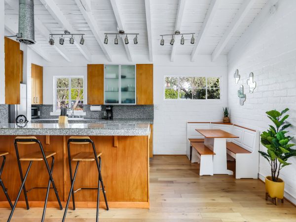 Palm Springs Home 1028215