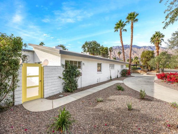 Palm Springs Home 1028215