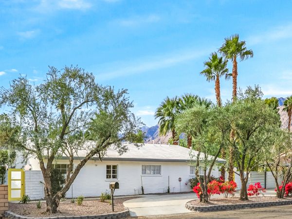 Palm Springs Home 1028215
