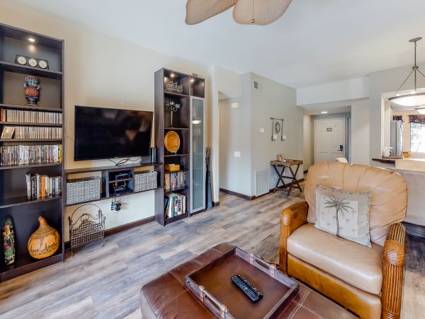 Palm Springs Home 1028216