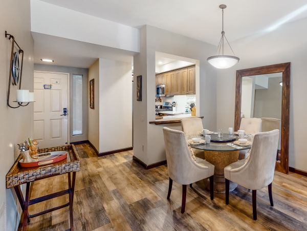 Palm Springs Home 1028216