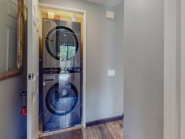 Palm Springs Home 1028216
