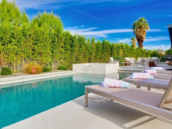 Palm Springs Home 1028218