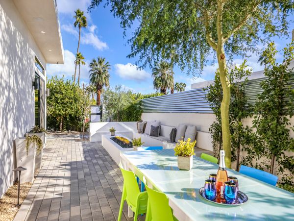 Palm Springs Home 1028219