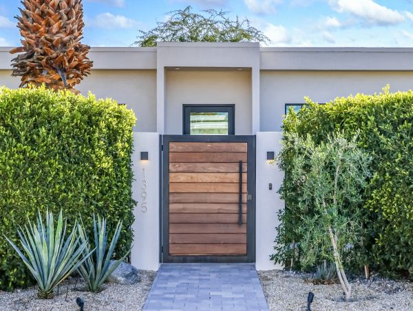 Palm Springs Home 1028219
