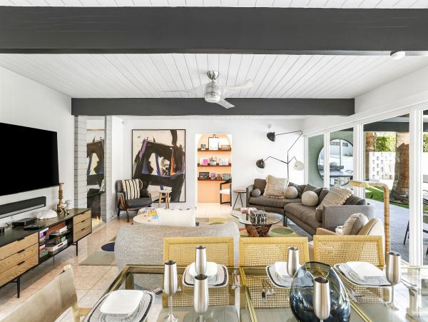 Palm Springs Home 1028220