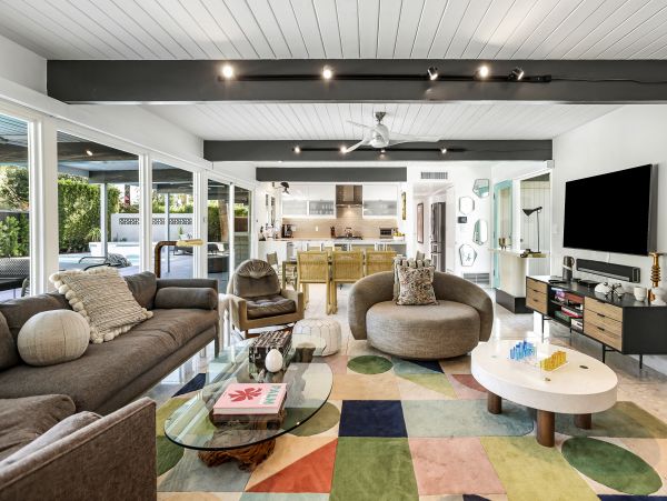Palm Springs Home 1028220
