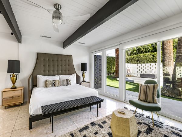 Palm Springs Home 1028220