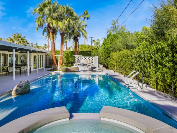 Palm Springs Home 1028220