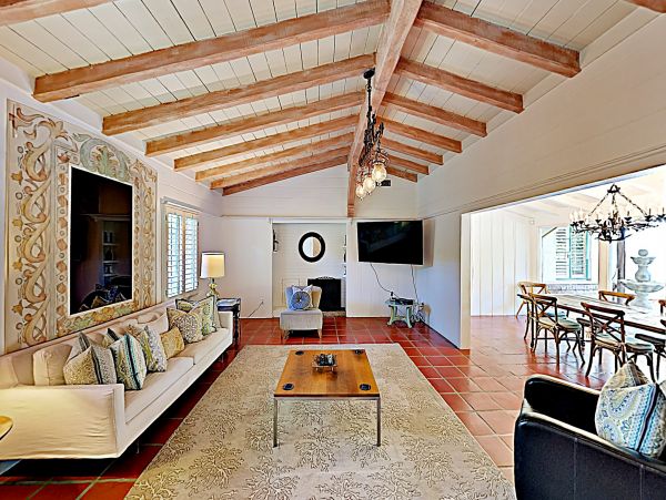 Palm Springs Home 1028221