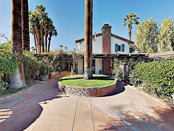 Palm Springs Home 1028221