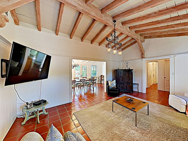 Palm Springs Home 1028221