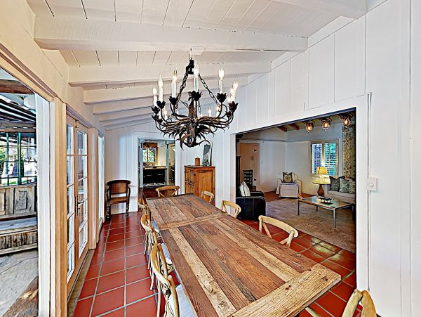 Palm Springs Home 1028221