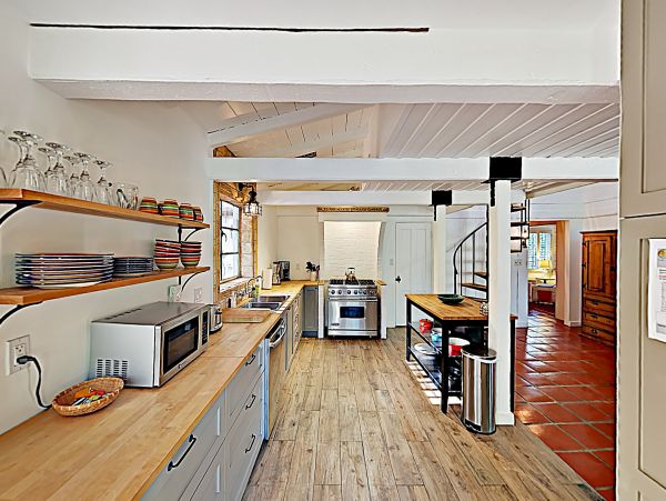 Palm Springs Home 1028221
