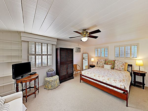 Palm Springs Home 1028221
