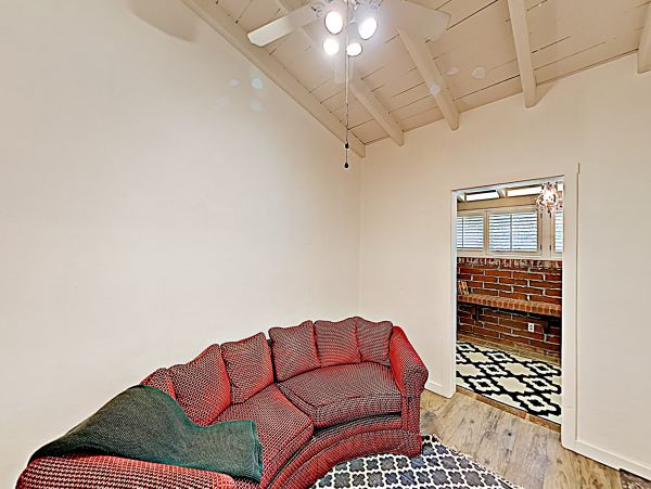 Palm Springs Home 1028221
