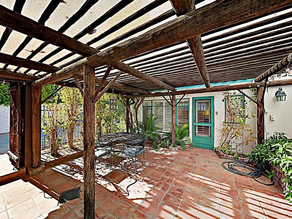 Palm Springs Home 1028221