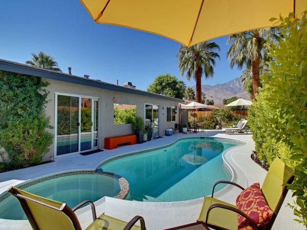 Palm Springs Home 1028223