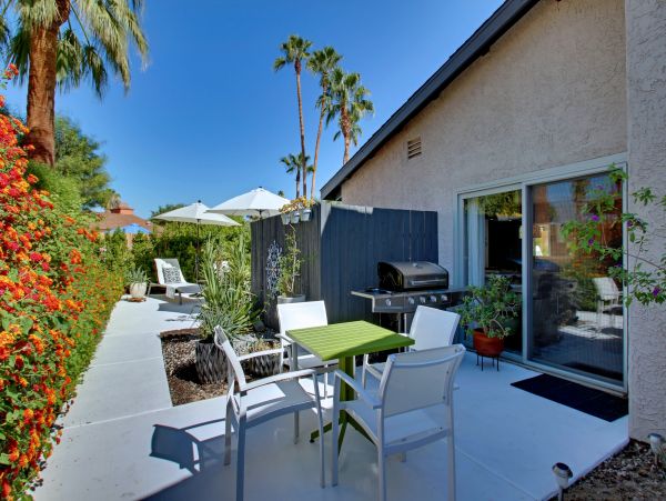 Palm Springs Home 1028223